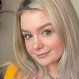 Linda Luna, ��, 19 ���