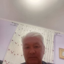 Zhalgas, 49, 