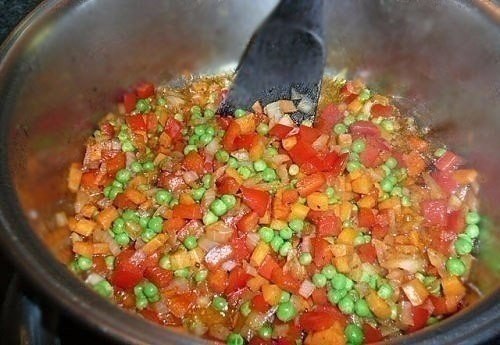 Arroz con pollo - ���������� ��� � �������. �����������: � 1 ������ �� 1,5 �� (8 ��������) � 1 ... - 4