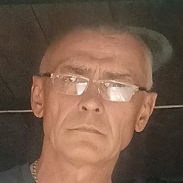 V V, ������, 52 ����