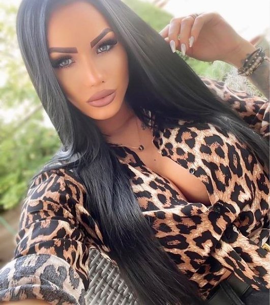 Пришел? А я тебя звала? А где ты был когда ждала? А с кем ты был когда любила? Теперь ты вспомнил, я ...