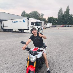 ������, ������, 33 ����