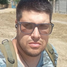 ������, ������, 32 ����