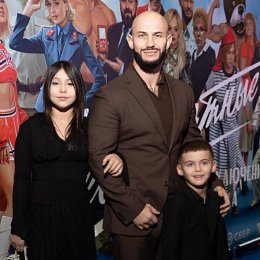 �����������