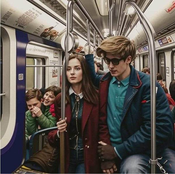 :) Конфуз в метро.Еду в метро. В вагоне довольно тесно. Я стою, держась рукой за верхний поручень. ...