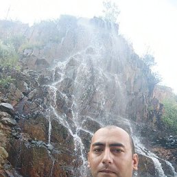 Azizbek, 33, 