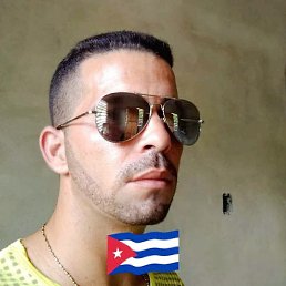 Adrián, ������, 39 ���