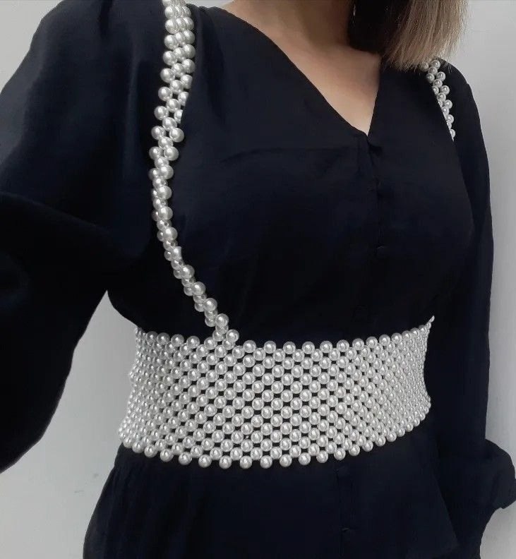 Аксессуары из бусин в виде сетки — это эффектный тренд, который моментально преобразит любой образ. ... - 3