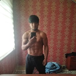 Ikromjon, ������, 32 ����