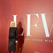 ��������, 52 ����, ��������