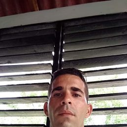 ���� Adrián, ������, 39 ��� - ��������� 17 ���� 2024