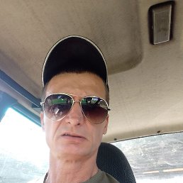 �������, 46 ���, ���������