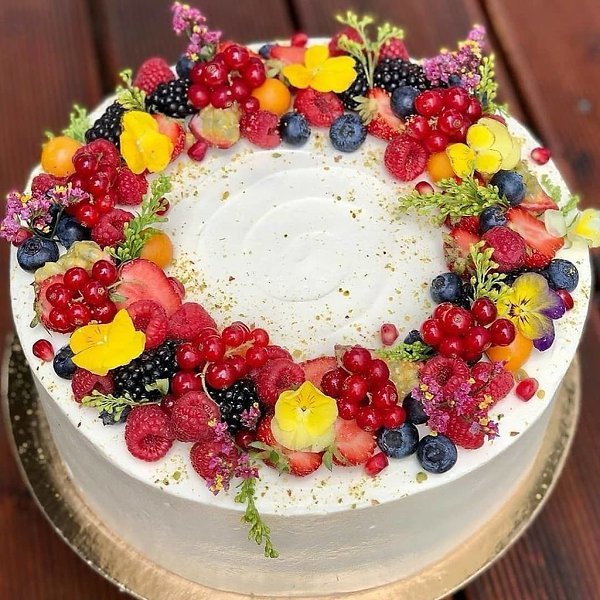 Каждый из этих тортов — словно ожившая картина, написанная природой и руками мастера. В них ... - 2