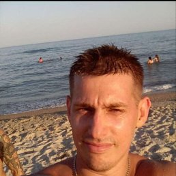 andrei, 40, 