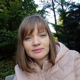 Marina, 33, 