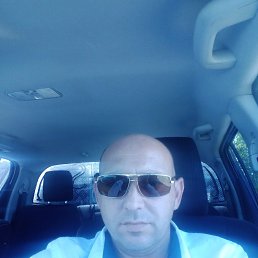 TUDOR, 40, 