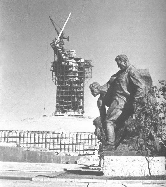 Открытие памятника-ансамбля на Мамаевом кургане, 1967г.