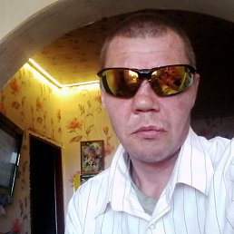 Ruslan, 42, 