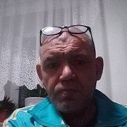 Alex, 46, 