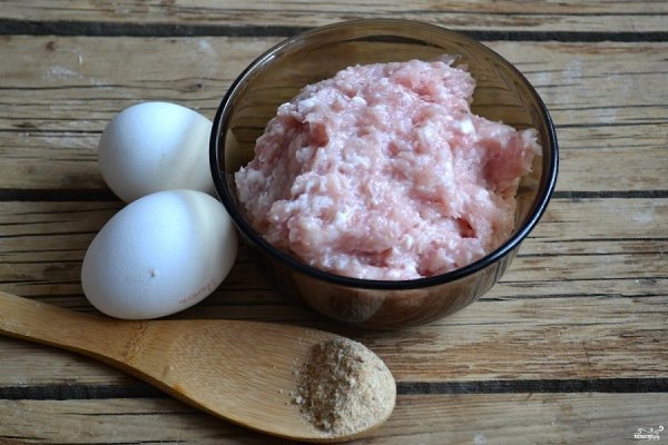 Мясной рулет из фарша с яйцом.Наверное, каждая хозяйка хоть раз готовила мясной рулет в духовке, но ... - 2