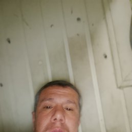 Gulomjon Shoxidov, 42, 