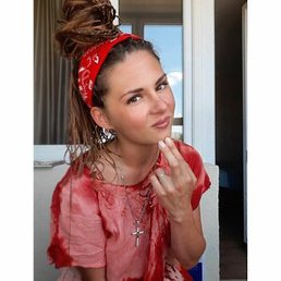 �������, ����, 32 ����