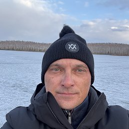 Dmitriy, 43, 
