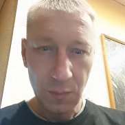 Maksim, 44 , 