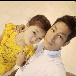 Minoo, 23, 