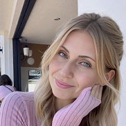 ���, , ����