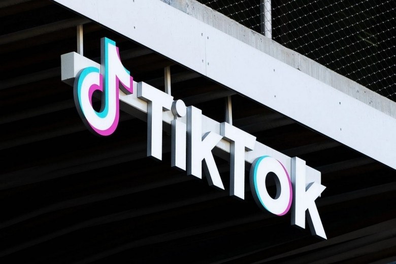      TikTok       427  ., ...