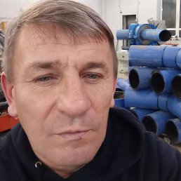 ������, ������, 52 ����