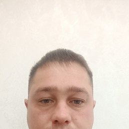 Evgeni, 34, 