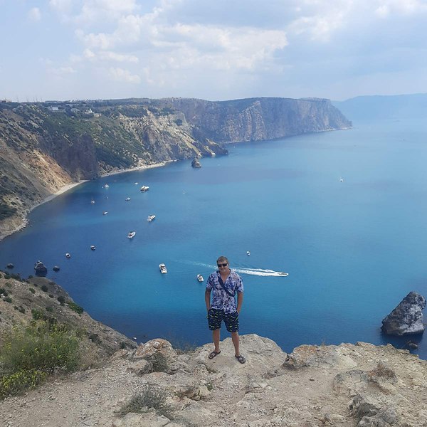 Сократ алушта 37 лет телец