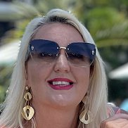 Lara, 42 , 