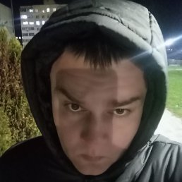 Vlad, 35, 
