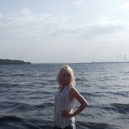 Marina, 49, 