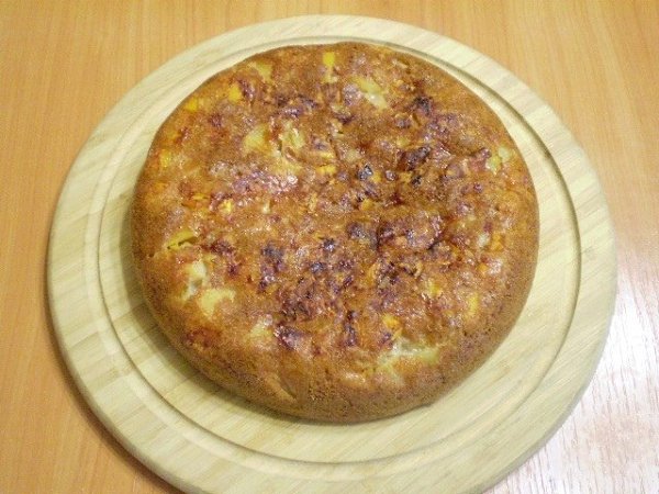 Пирог с тыквой и яблоками.Подготовьте тыкву и яблоки. Сделайте тесто. Сложите в форму для выпечки ... - 10