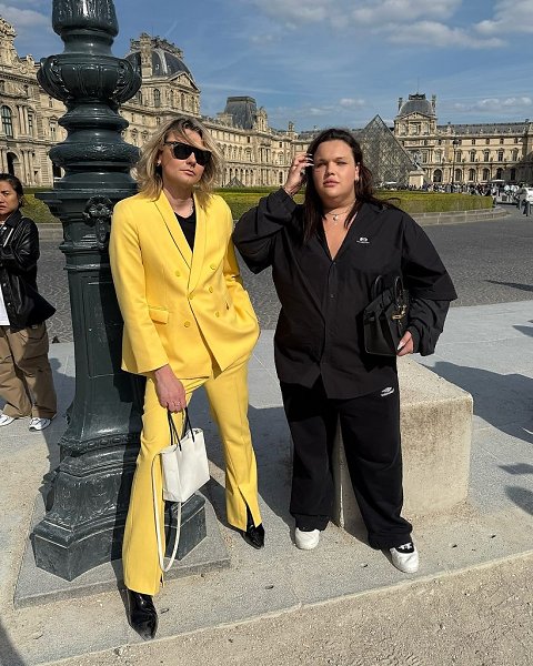 Племянник Рыжегo из «Иванушек» обновил гардероб. Хвастает! - 3