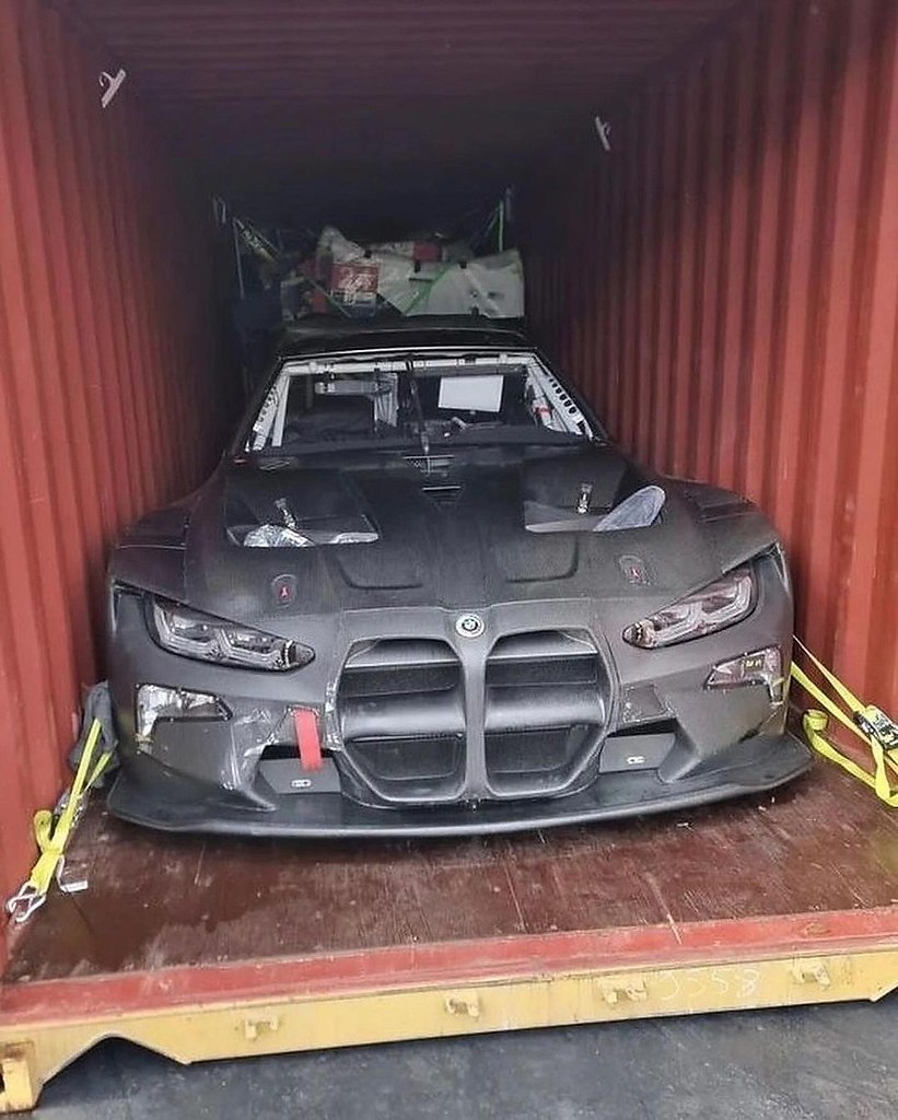 #BMW #M4 #GT3 the BMW Batmobile