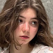Вика, 22 года, Новосибирск Вика, 22 года, Новосибирск