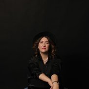 ��������, 33 ����, �����������