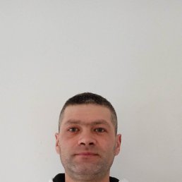 serghei, 36, 