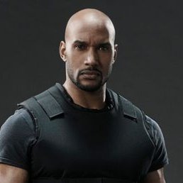 Mack, �����������, 33 ����