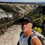 Dan, 38 ���, ��������