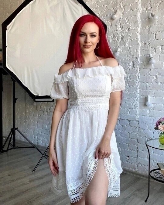 Марина Добровольская - красноволосая блогерша - тиктокерша, которая доводит до бешенства женщин. А ... - 5