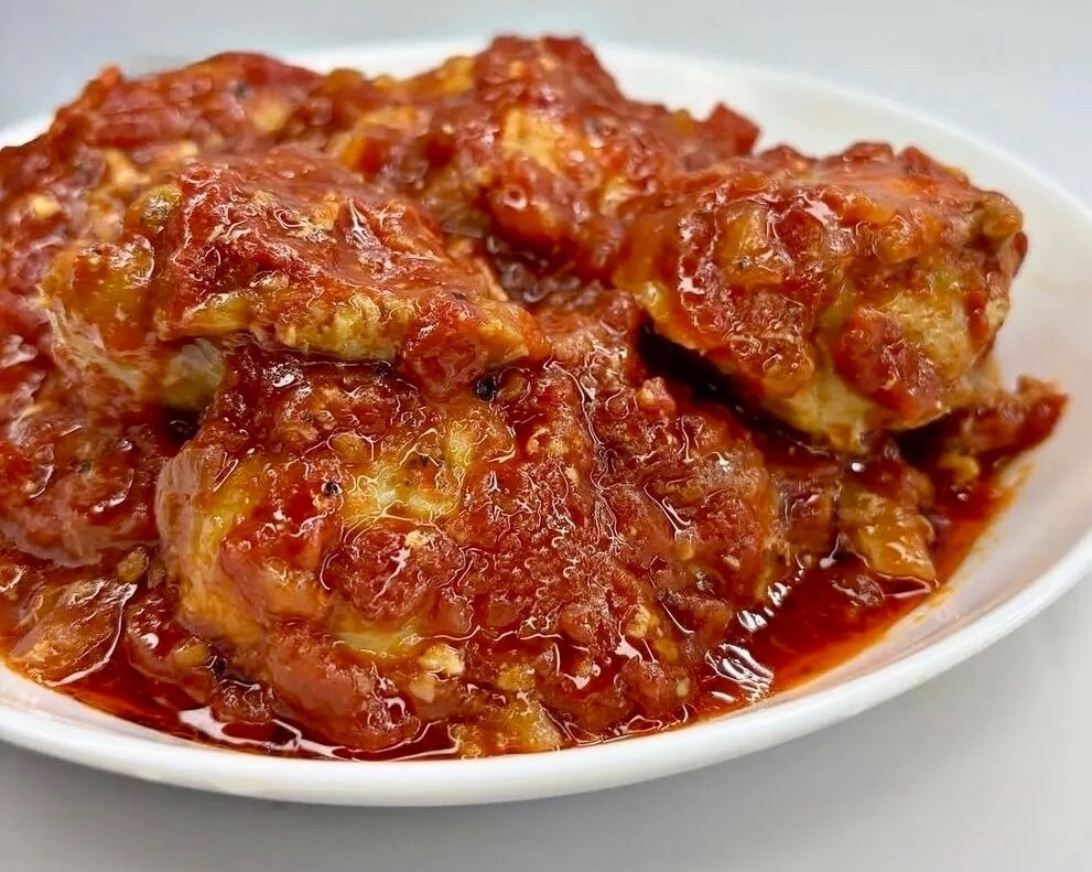ЧАХОХБИЛИ. Курочка получается очень сочной и ароматной, в насыщенном соусе. Ингредиенты: ...