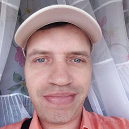 Majk, 43, 