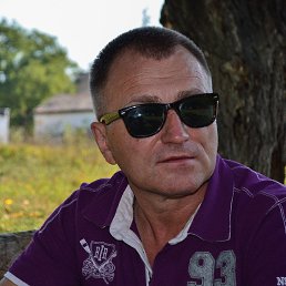 Andrei, 59, 