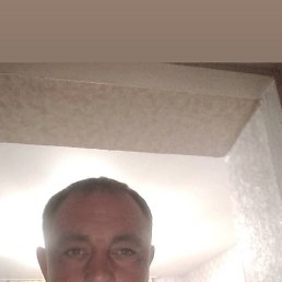 Oleg Kazanzev, 39 , 